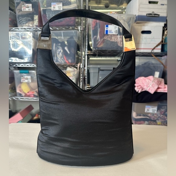 Tom Ford’s GUCCI Shoulder Bag Satin Black - Picture 1 of 13